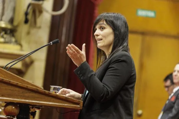 Sílvia Orriols, en una intervención en el Parlament.