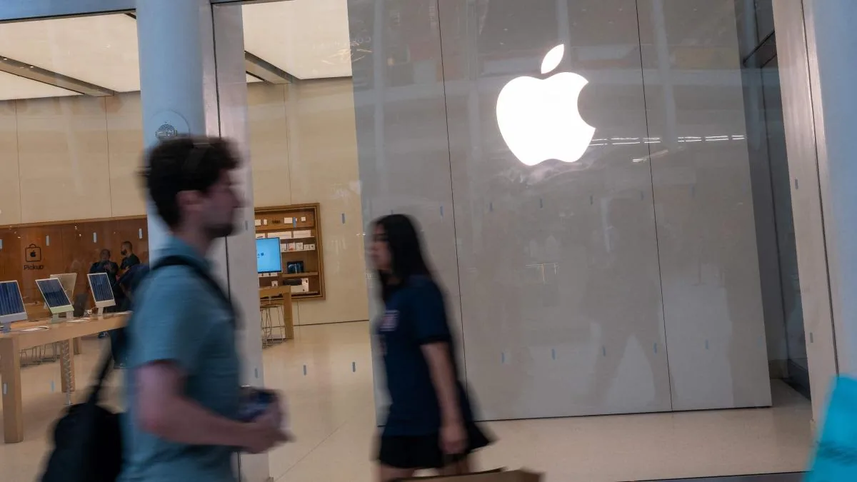 Apple surpasses Nvidia and regains the position of the most valuable company on the planet