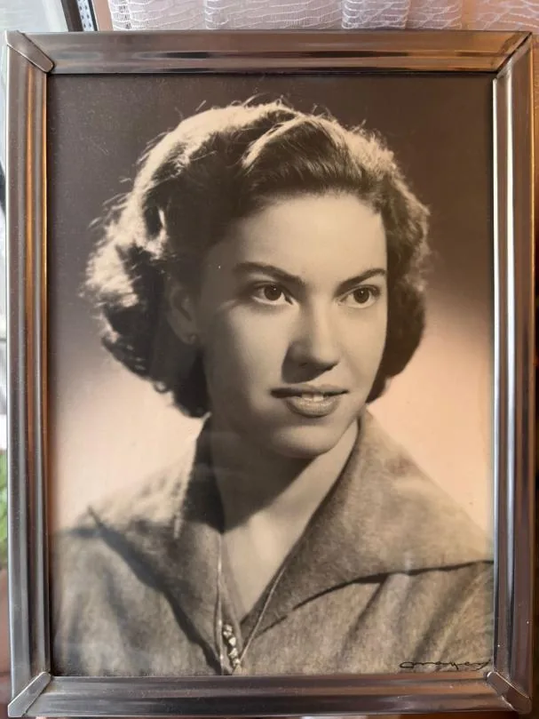 A family photo of Antonia in her adolescence