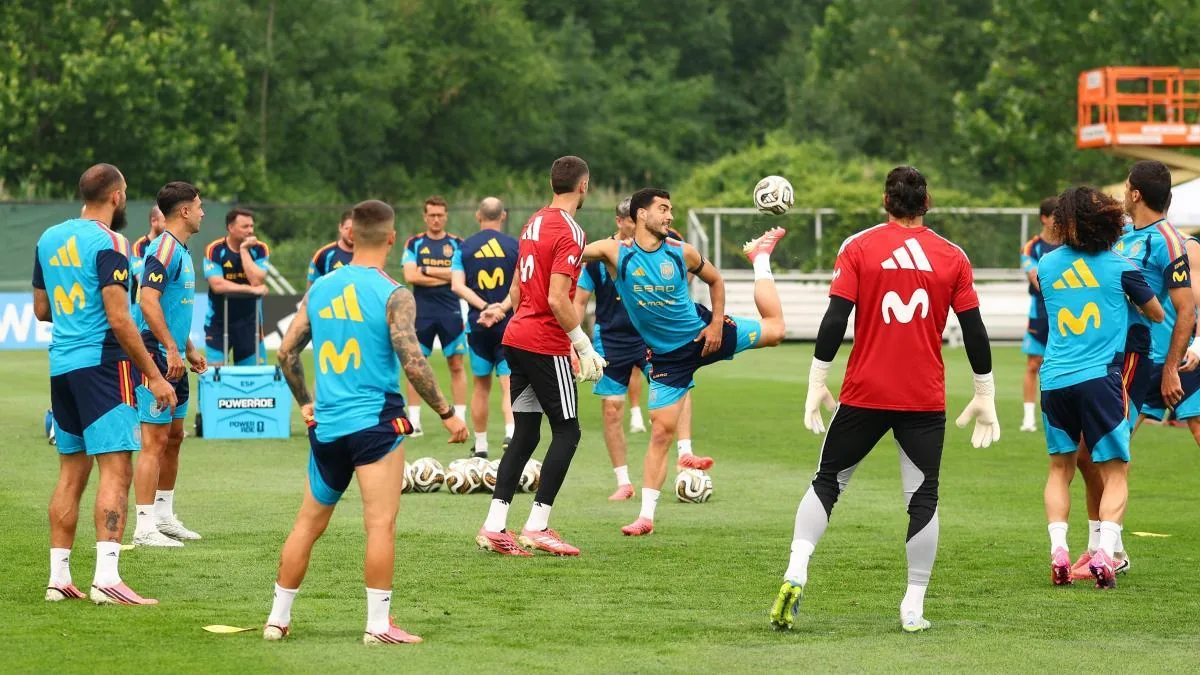 Last Spain training session before the World Cup final suspended due to bad weather