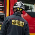 A 60-year-old man dies after falling from a fourth floor while fleeing the flames