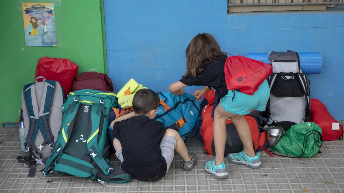 The Ombudsman urges to guarantee school colonies and calls for regulation to Education