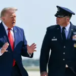 Trump threatens to destroy “a bridge or power plant” each time Iran fires at a ship in Hormuz