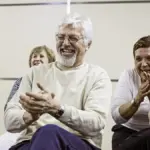 The sense of humor improves the health of older adults: “It promotes blood flow, contributes to cardioprotection, and is key to delaying dependency”