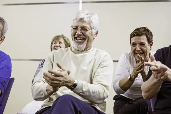 The sense of humor improves the health of older adults: “It promotes blood flow, contributes to cardioprotection, and is key to delaying dependency”