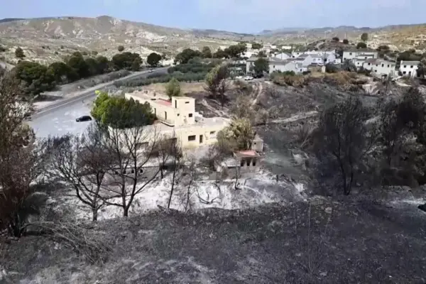 The large fires and the burned hectares triple the records of 2025 around this time