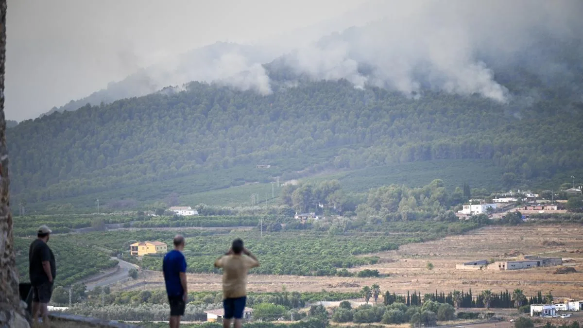 The town of Vall d'Uixó postpones its main festival week due to the fire