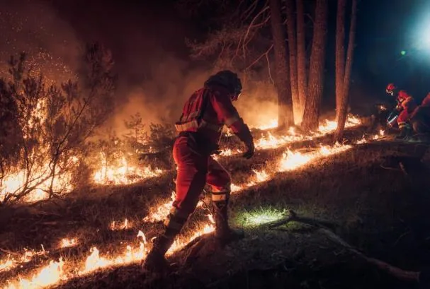 El incendio ha quemado más de 30.000 ha Fotógrafo