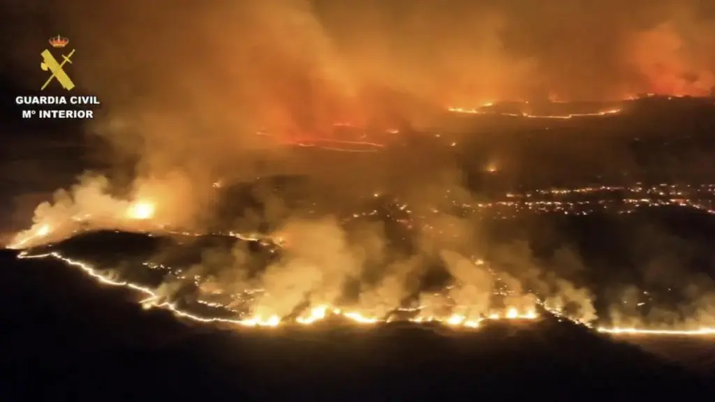 Conditions improve in Zaragoza, where the flames have already burned 15,400 ha