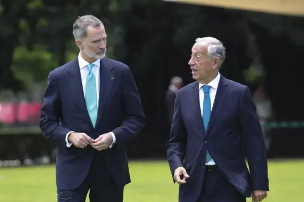 The King grants the Golden Fleece to Marcelo Rebelo de Sousa, former president of Portugal