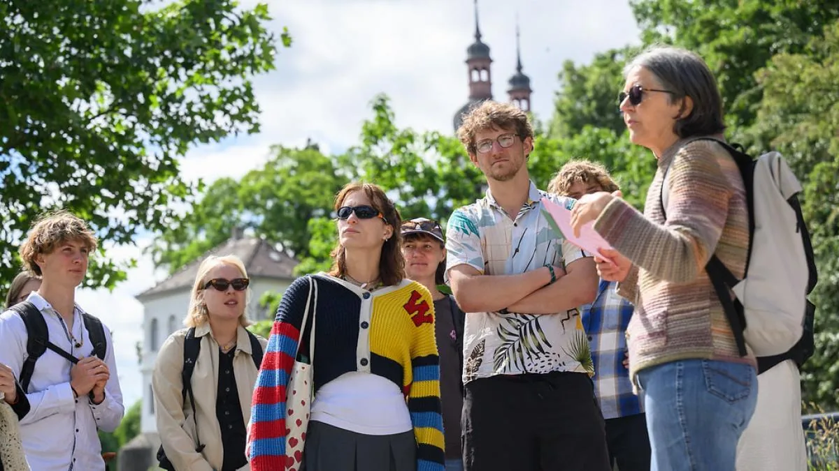 A master's degree offered by 9 European universities and led by UB receives the first EU quality label