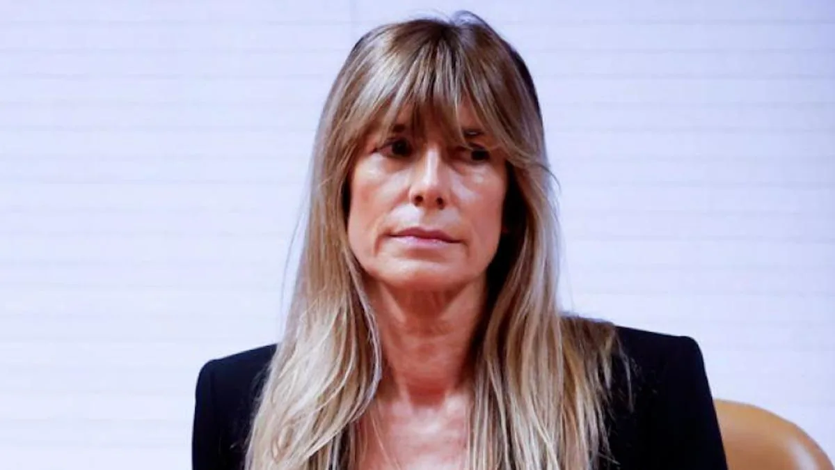 The Court removes the precautionary measures against Begoña Gómez and sends her to trial for two crimes