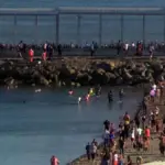 The PP proposes authorizing immediate returns for those who enter Ceuta and Melilla by swimming