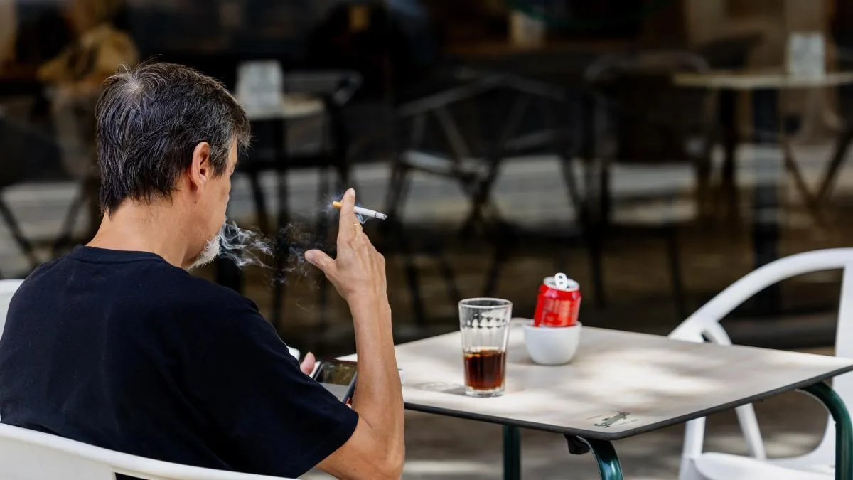 Hospitality and nightlife lash out against the smoking ban on terraces
