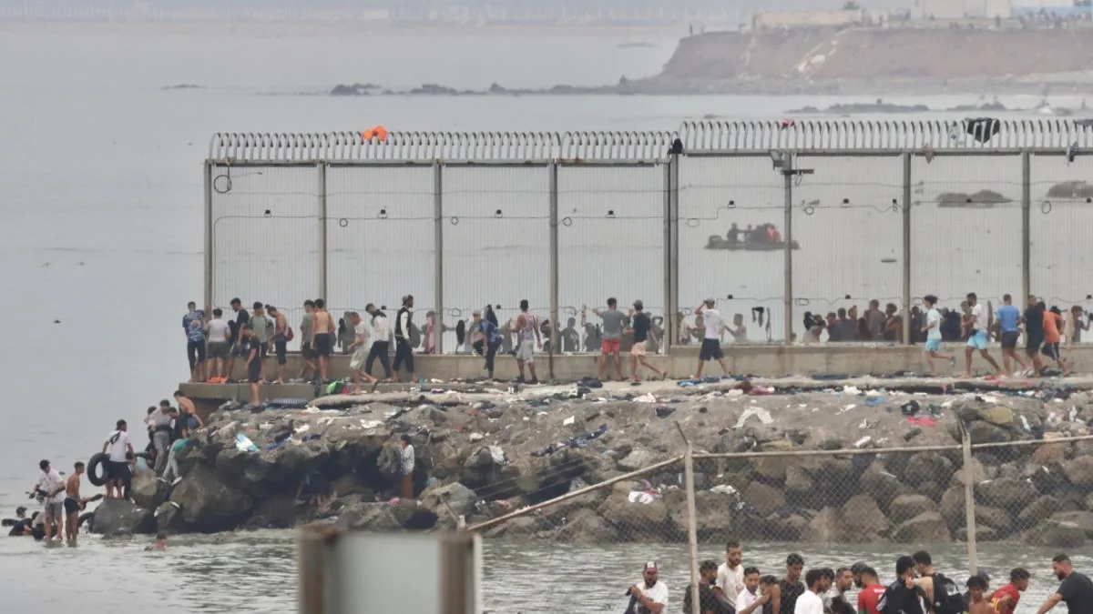 Ceuta, overwhelmed after the entry of more than 40,000 migrants: half of its population