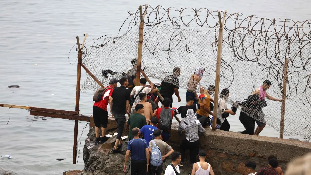More than 25,000 migrants return to Morocco, although arrivals to Ceuta continue trickling in