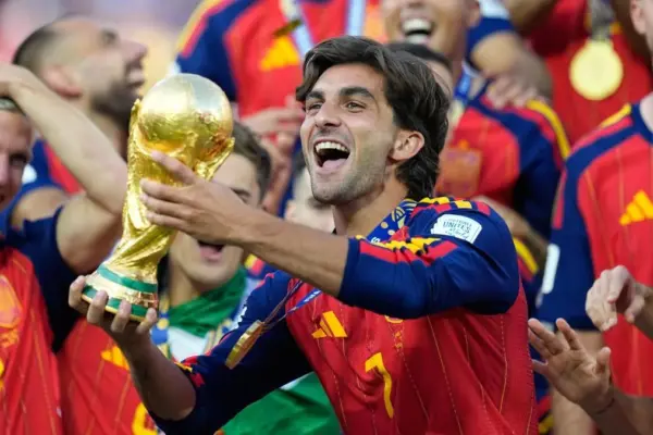 The haircut of the moment: the secrets of Ferran Torres' desired hairstyle