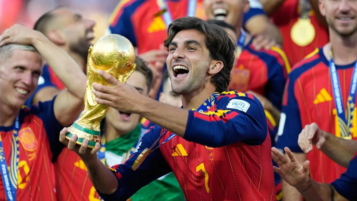The haircut of the moment: the secrets of Ferran Torres' desired hairstyle