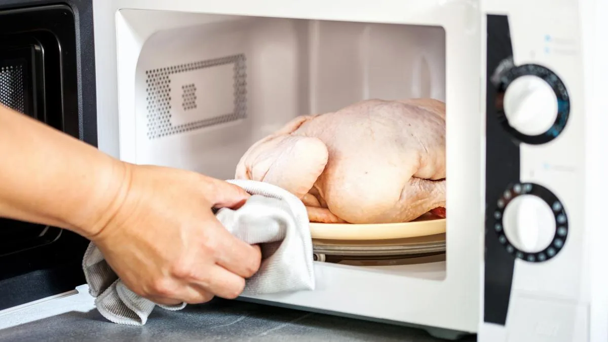 Is it safe to thaw food directly on the kitchen marble?