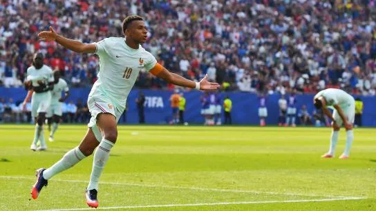 Golazo de Mbappé a Marruecos
