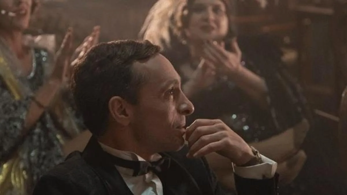 Gentlemen, to the drawing-room, as General Primo de Rivera is coming