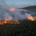 The Lozoyuela fire reaches 900 hectares and Madrid will join the case against the detainee