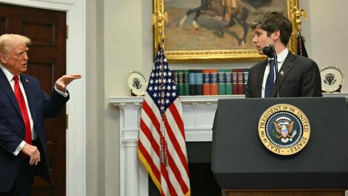 The White House tightens its grip on AI companies to compete with China