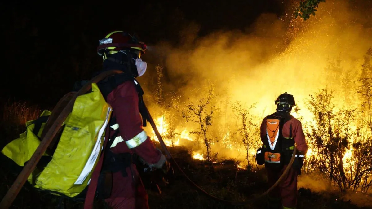 The largest fire of the year forces the evacuation of 34 areas in Guadalajara
