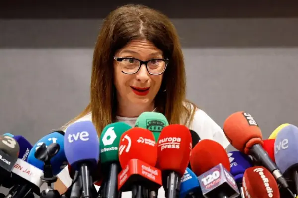 The UCO warns that the PSOE used front companies to pay Leire Díez