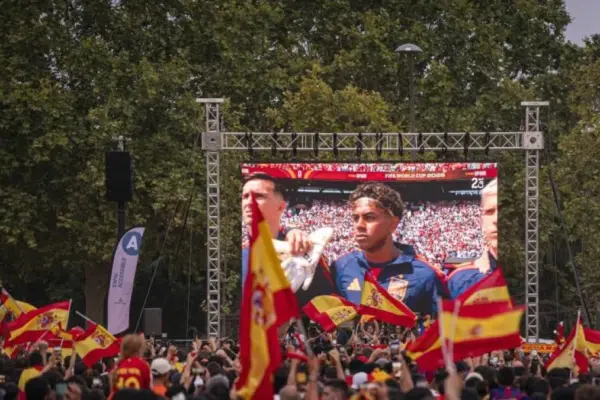 The superstitions of 304: Rocafonda bursts with joy over Lamine Yamal's first World Cup