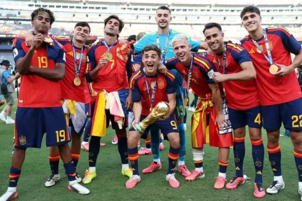 Barça, club of world champions with Spain