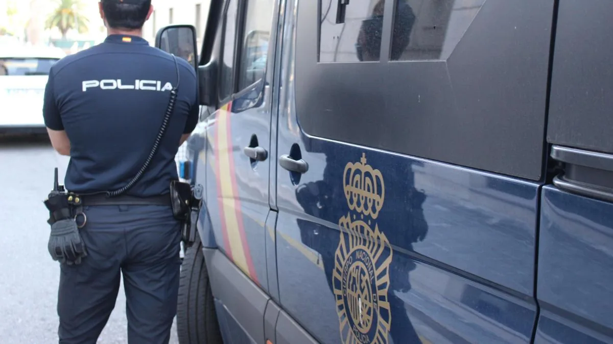 Is jailed for attempted murder after a traffic dispute in Sagunt