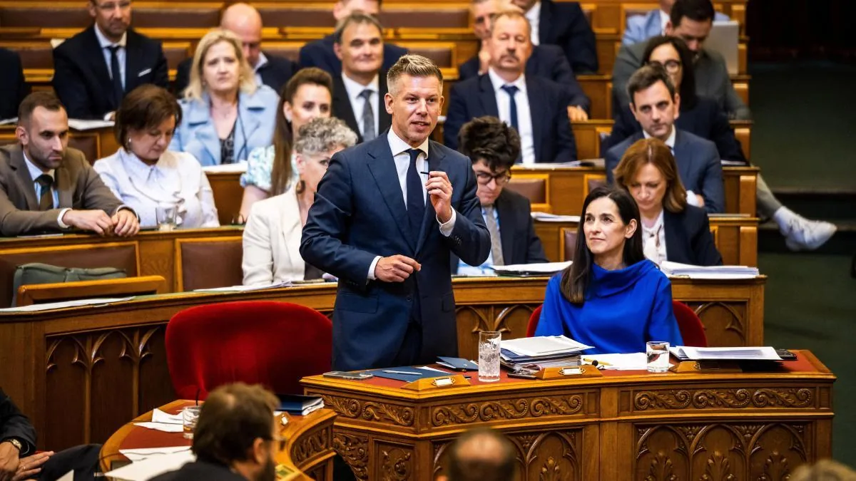 The Hungarian Parliament approves a constitutional amendment to remove the president, an ally of Orbán