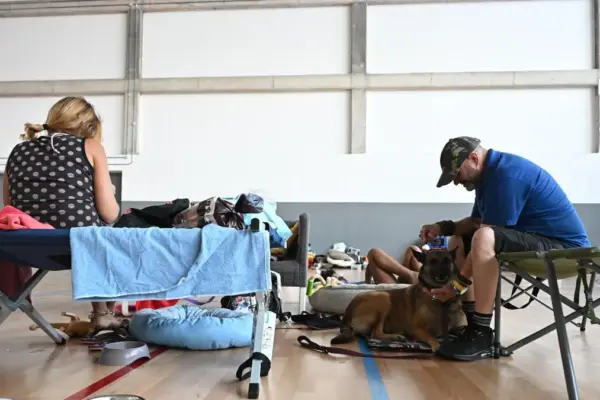 The fight against the fire progresses: 48,000 residents can return to their homes or leave them