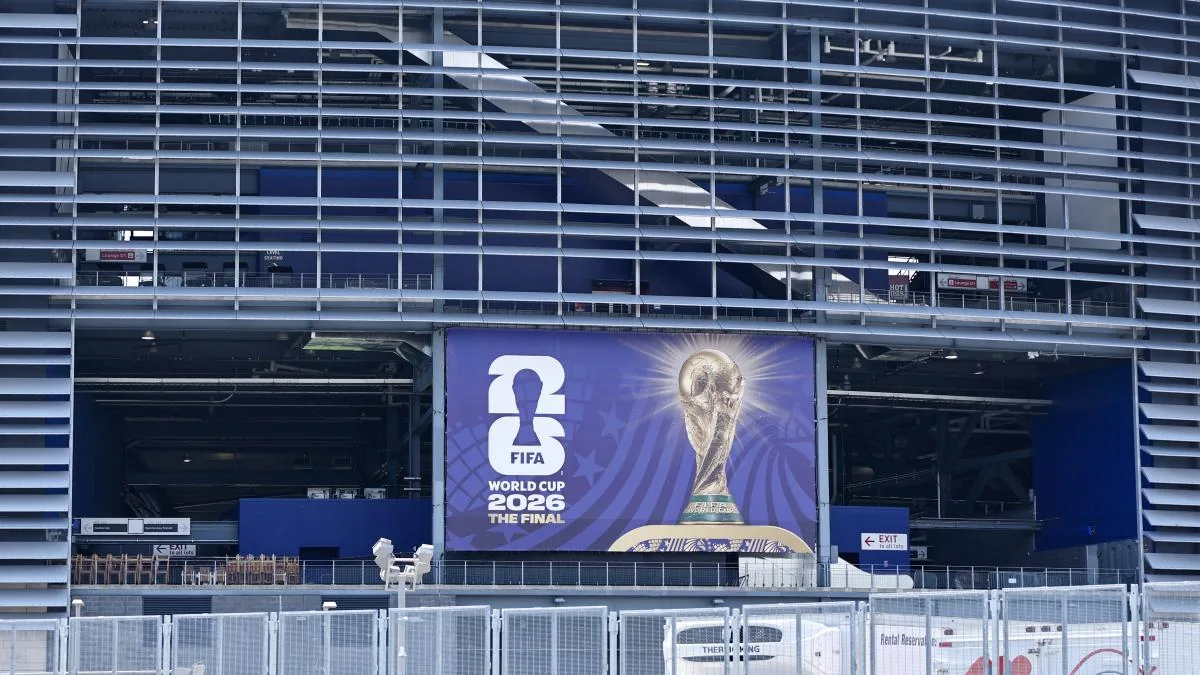 Football polyamory