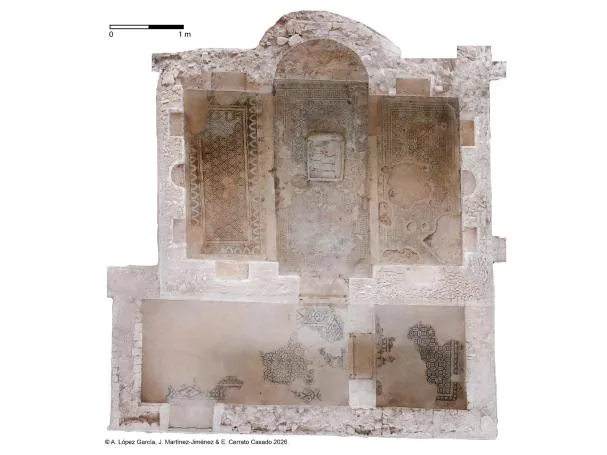 The architectural elements of the room allowed discovering that it was a library 
