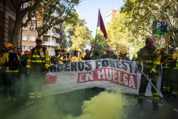 The conflict of forest firefighters reduces the crews in Madrid: “We don't attend fires due to lack of vehicles and tools”