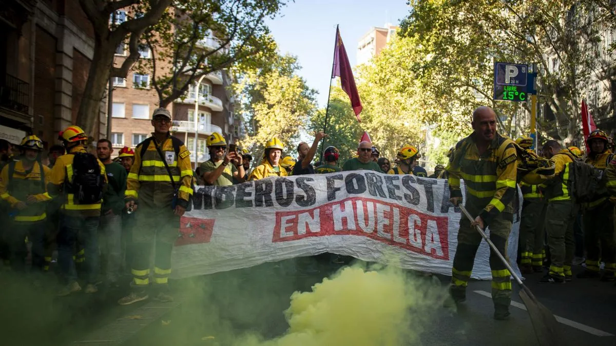 The conflict of forest firefighters reduces the crews in Madrid: “We don't attend fires due to lack of vehicles and tools”