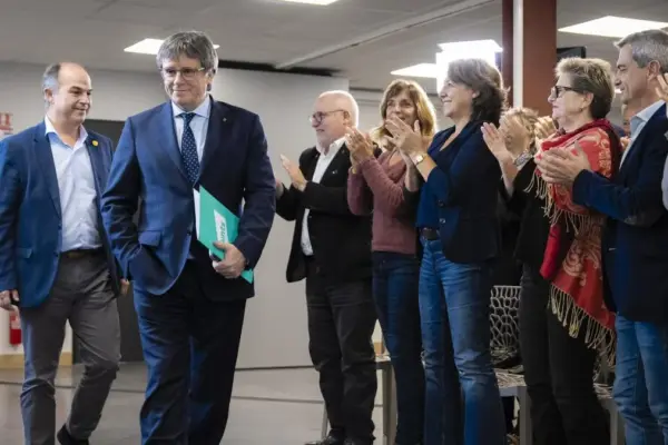How does the complaint that Puigdemont has filed against Spain before the European Commission work?