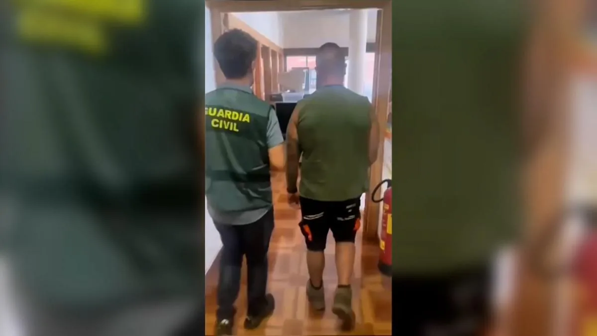 The Civil Guard arrests one person and investigates another for causing the Ávila fire