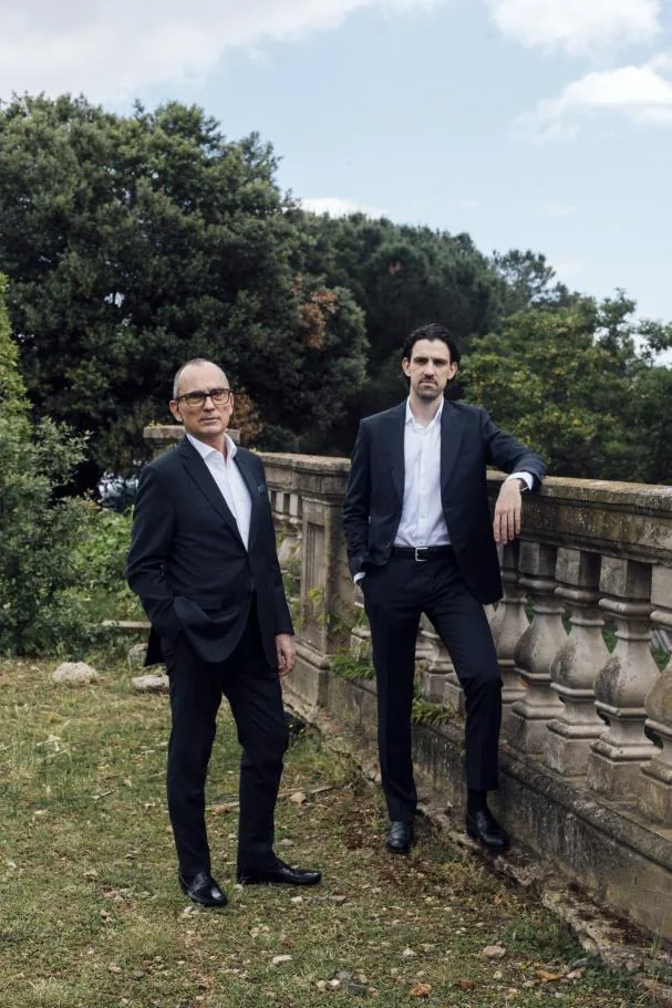 Father and son complement each other to solve difficult cases or complex pathologies