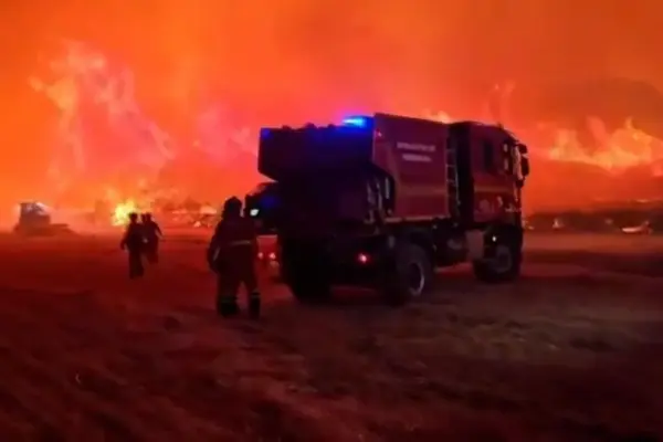 The fire in Orés advances uncontrollably and the burned hectares increase to 12,000