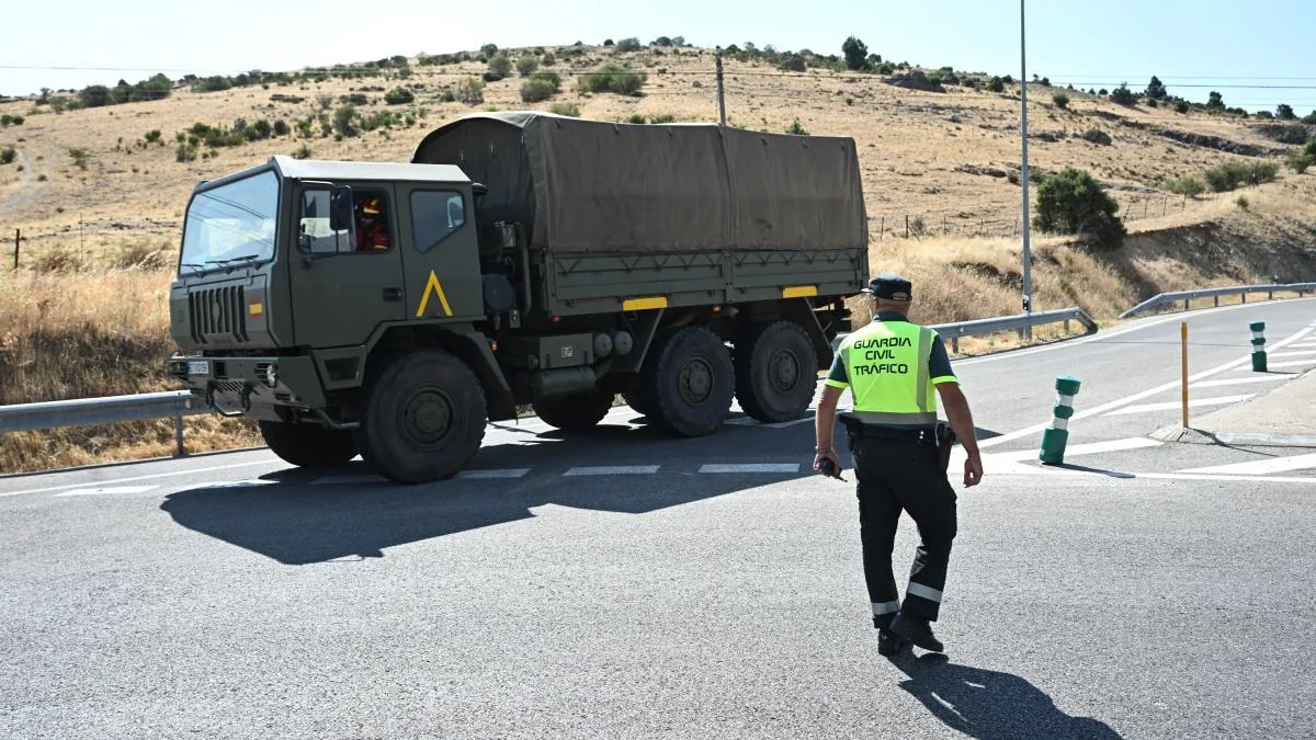 Díaz Ayuso's village in Ávila, evacuated due to fire threat