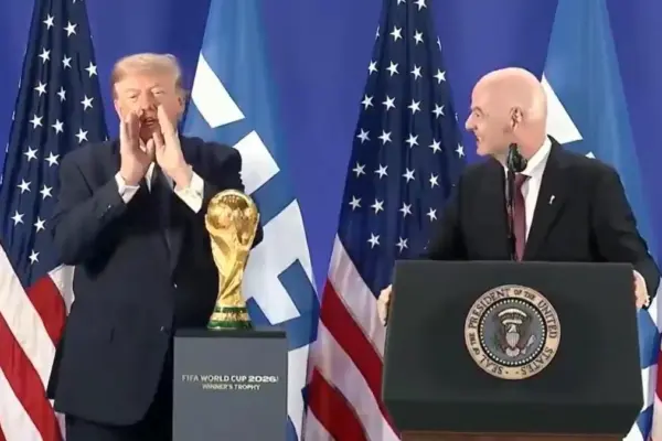 Trump attributes Infantino with taking back Balogun's red card: "You made another great decision"