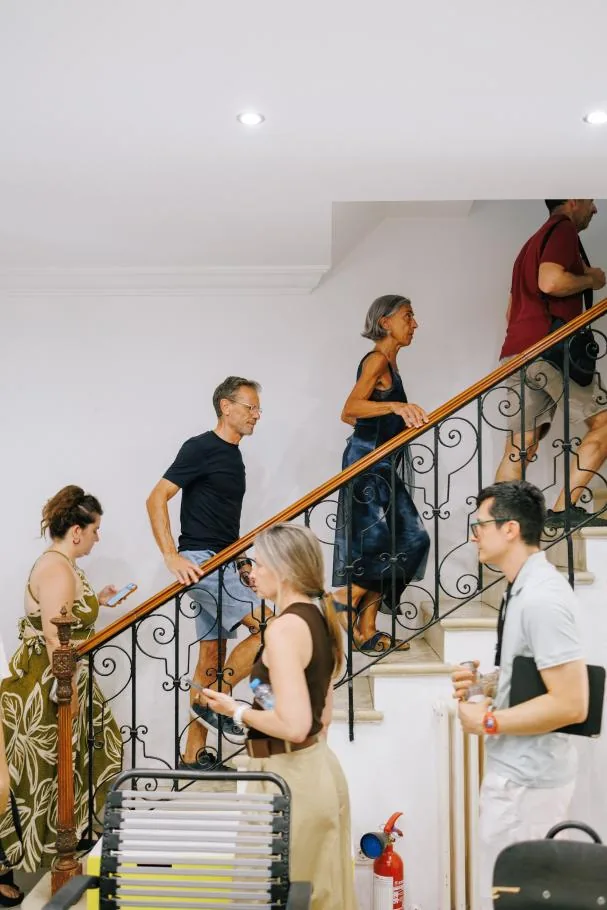 Escalera del edificio de la calle Cavanilles 6 de València