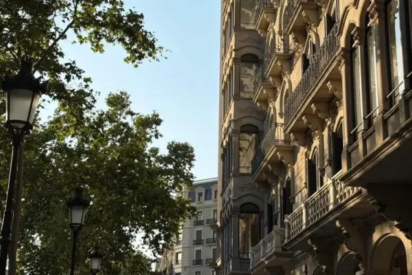 Costs, taxes, and taxation when selling a building in Barcelona in 2026: what you should calculate beforehand