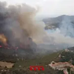 A fire in Sant Quirze Safaja forces the evacuation of a holiday home and a campsite