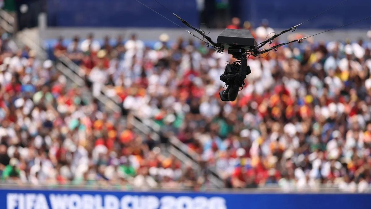 Should Bellingham's goal have been disallowed? This is how the 'cable-gate', the World Cup technology scandal, was born