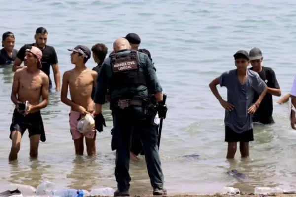 The Government mobilizes 25 million euros to assist minors in Ceuta