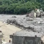 Nepal raises the death toll to 903 and the missing to 4,247 from the flood